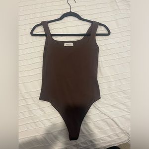 Aritzia Contour square neck bodysuit
